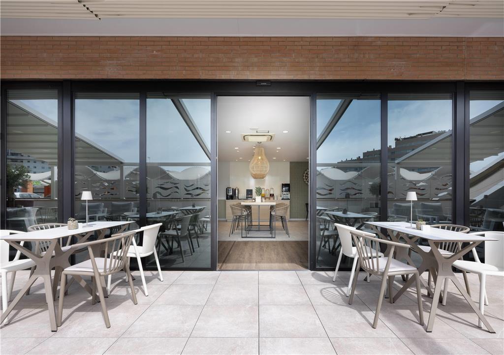 Hotel Malaga Alameda Centro Affiliated By Melia Ресторан фото